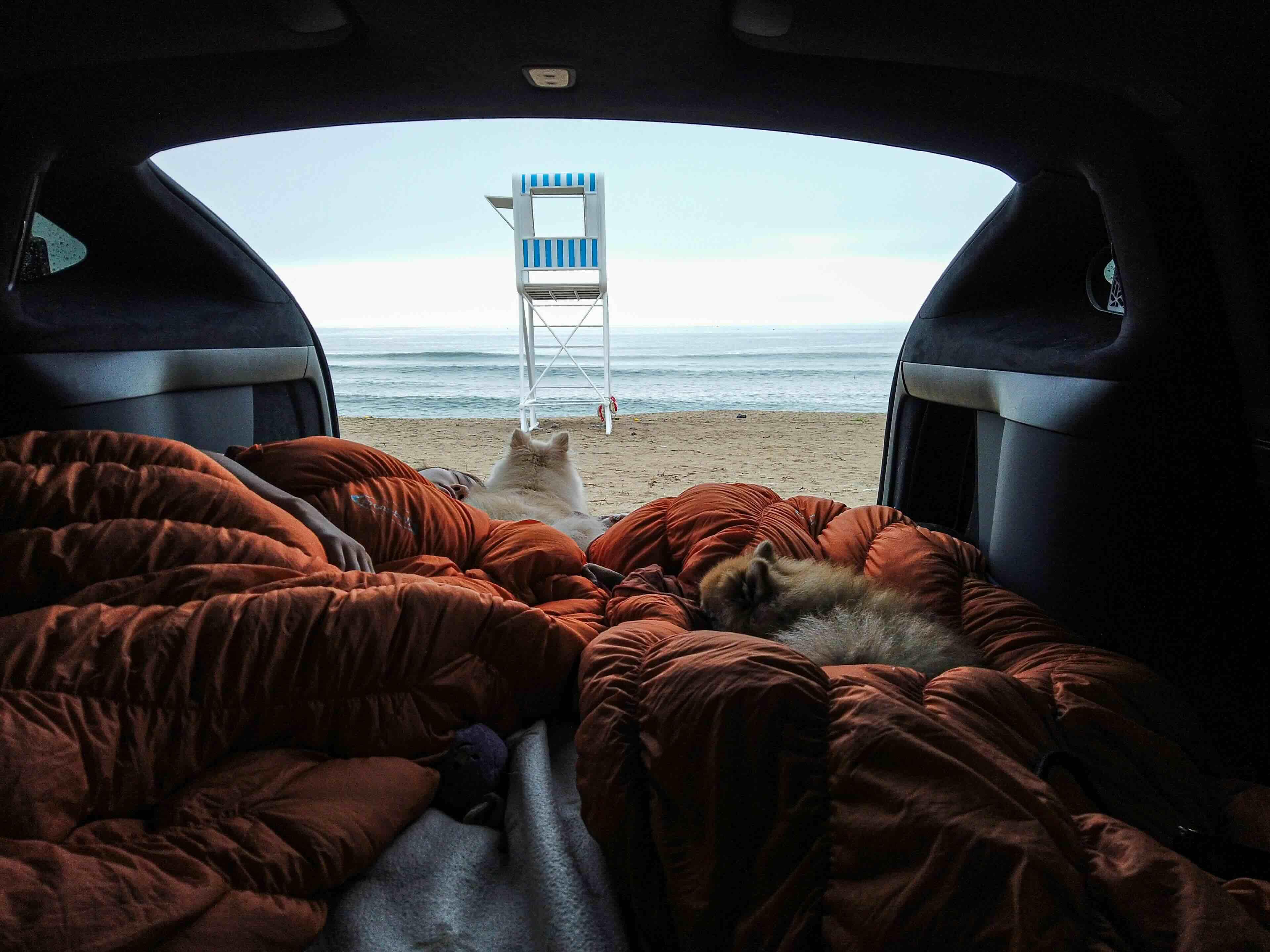Fan-tastic Sleep: 8 Tips for a Great Night’s Rest in Your Caravan or Tent
